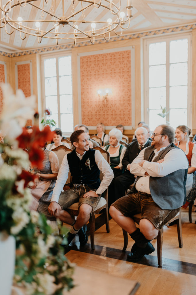 Hochzeit am Wörthsee. Bilder einer Hochzeitsreportage am Wörthsee im Landkreis Starnberg.