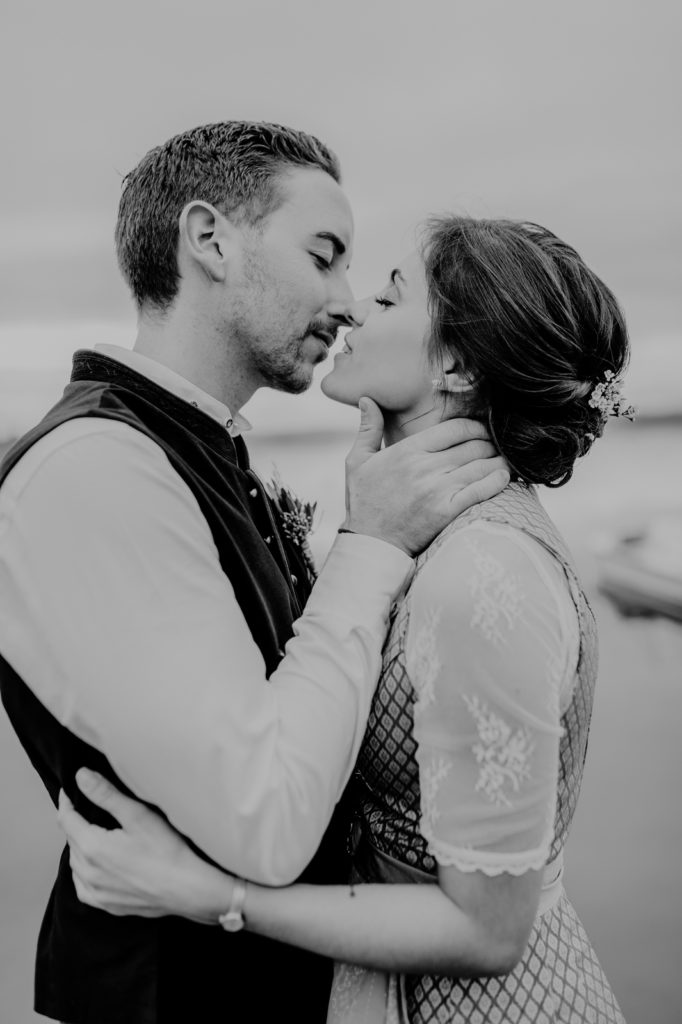 Hochzeit am Wörthsee. Bilder einer Hochzeitsreportage am Wörthsee im Landkreis Starnberg.