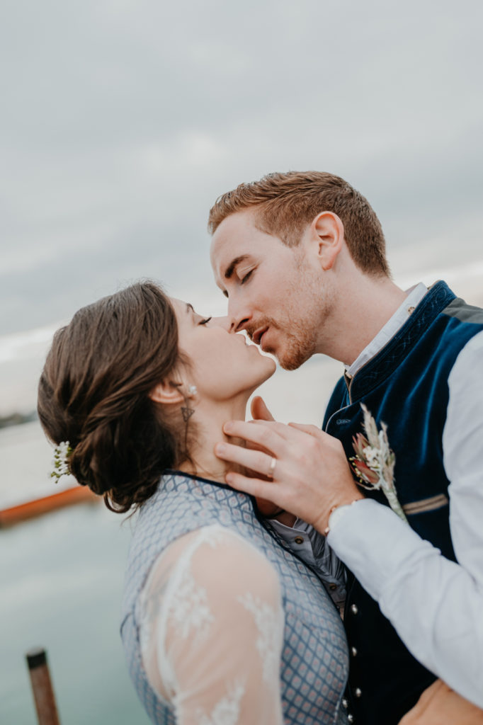 Hochzeit am Wörthsee. Bilder einer Hochzeitsreportage am Wörthsee im Landkreis Starnberg.