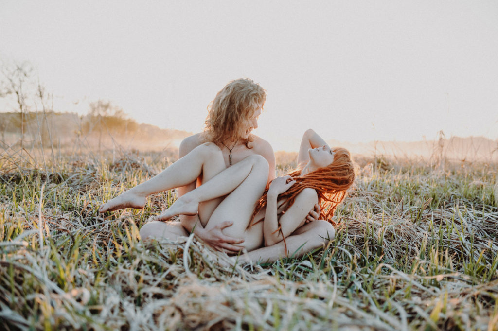 Ganzkörperbild Pärchen Bild bei Sonnenaufgang | Fotografin in Landsberg am Ammersee Fürstenfeldbruck München