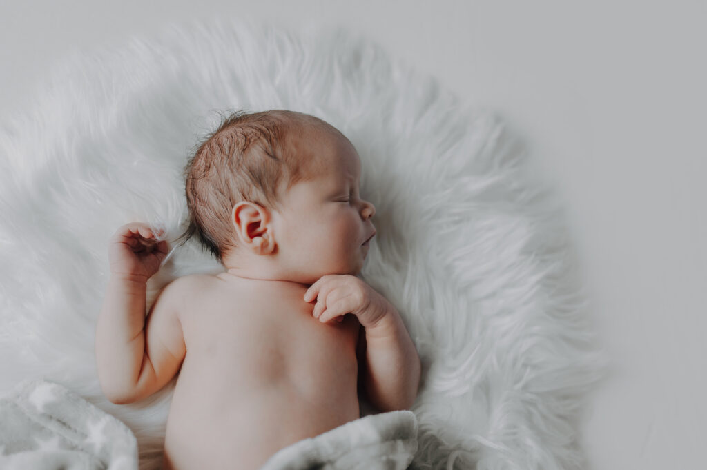 Natürliche Newbornfotografie