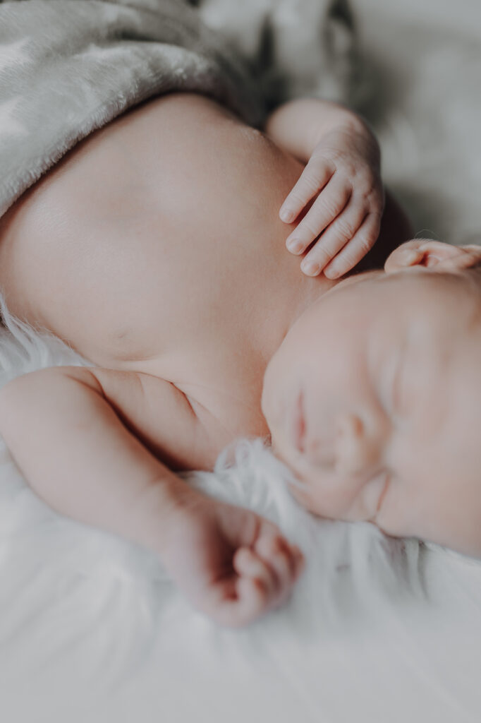 Natürliche Newbornfotografie