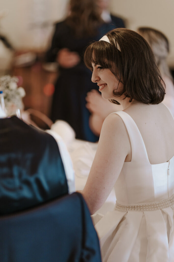 Hochzeitsfeier in der Erdinger Innenstadt. Portraitaufnahmen des Paares in der Stadt und während der Trauung.